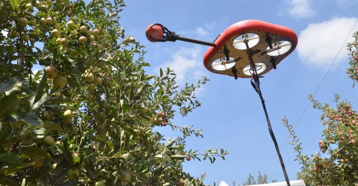 1614181390-rsz_tevel-technologies-fruit-picking-drones.jpg