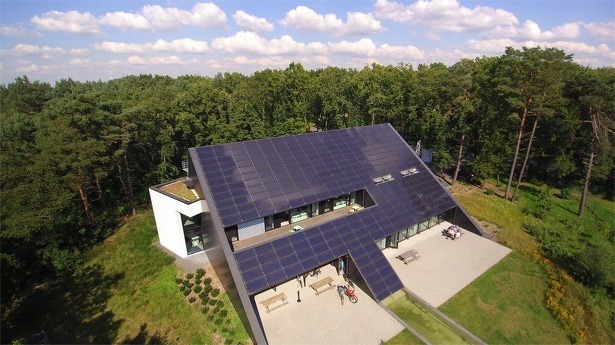 dronestagram-foto-wedstrijd-05-energy-active-office-building-genk-belgium-drone-partner